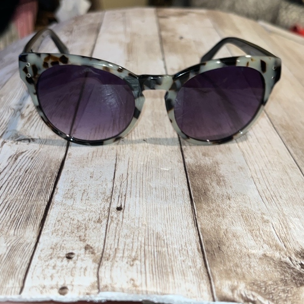 X-RAY round cat eye tortoise shell brown and beige Gradient Sunglasses